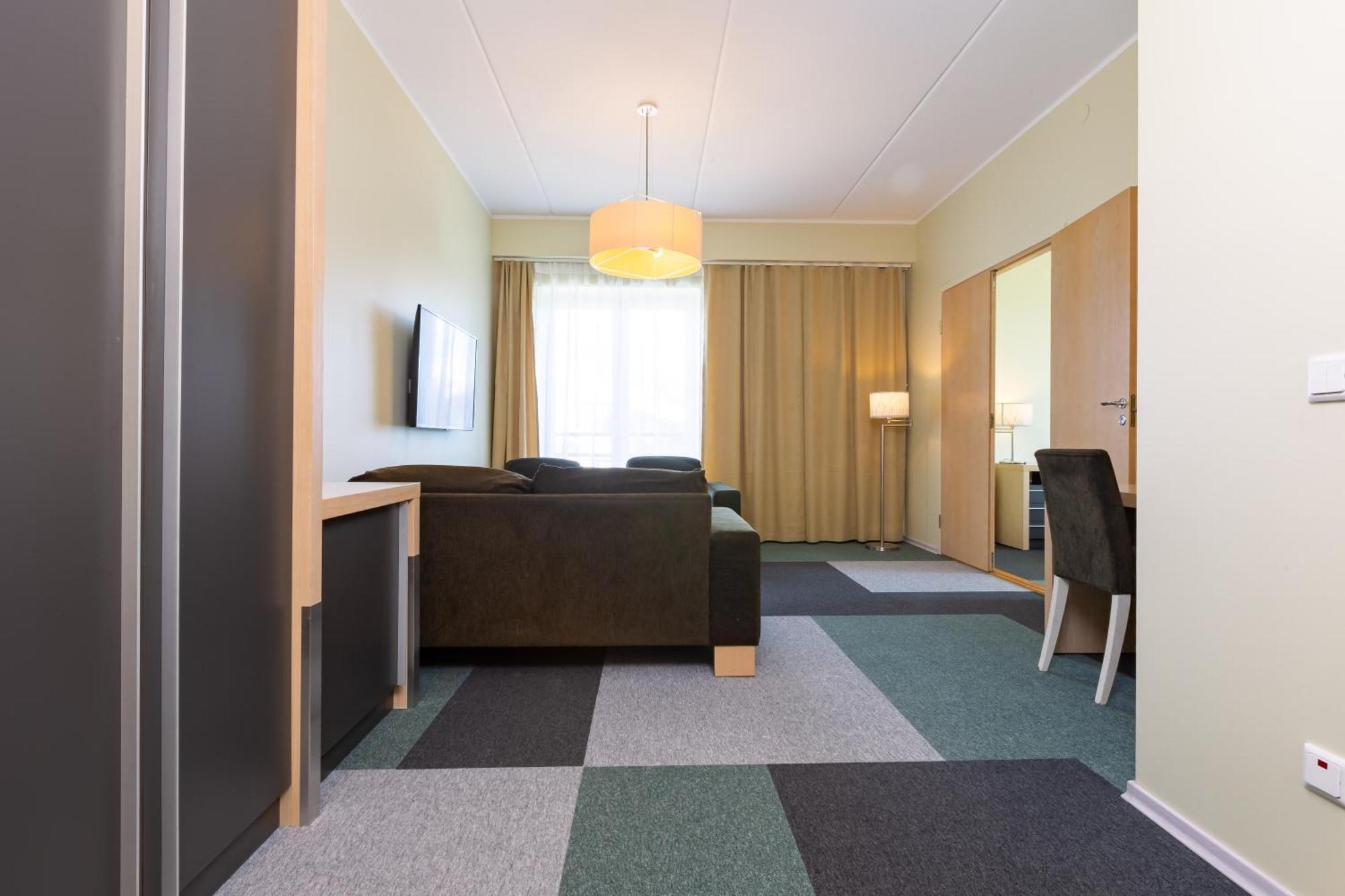 Meri Seaside Hotel & Spa 쿠레사아레 객실 사진