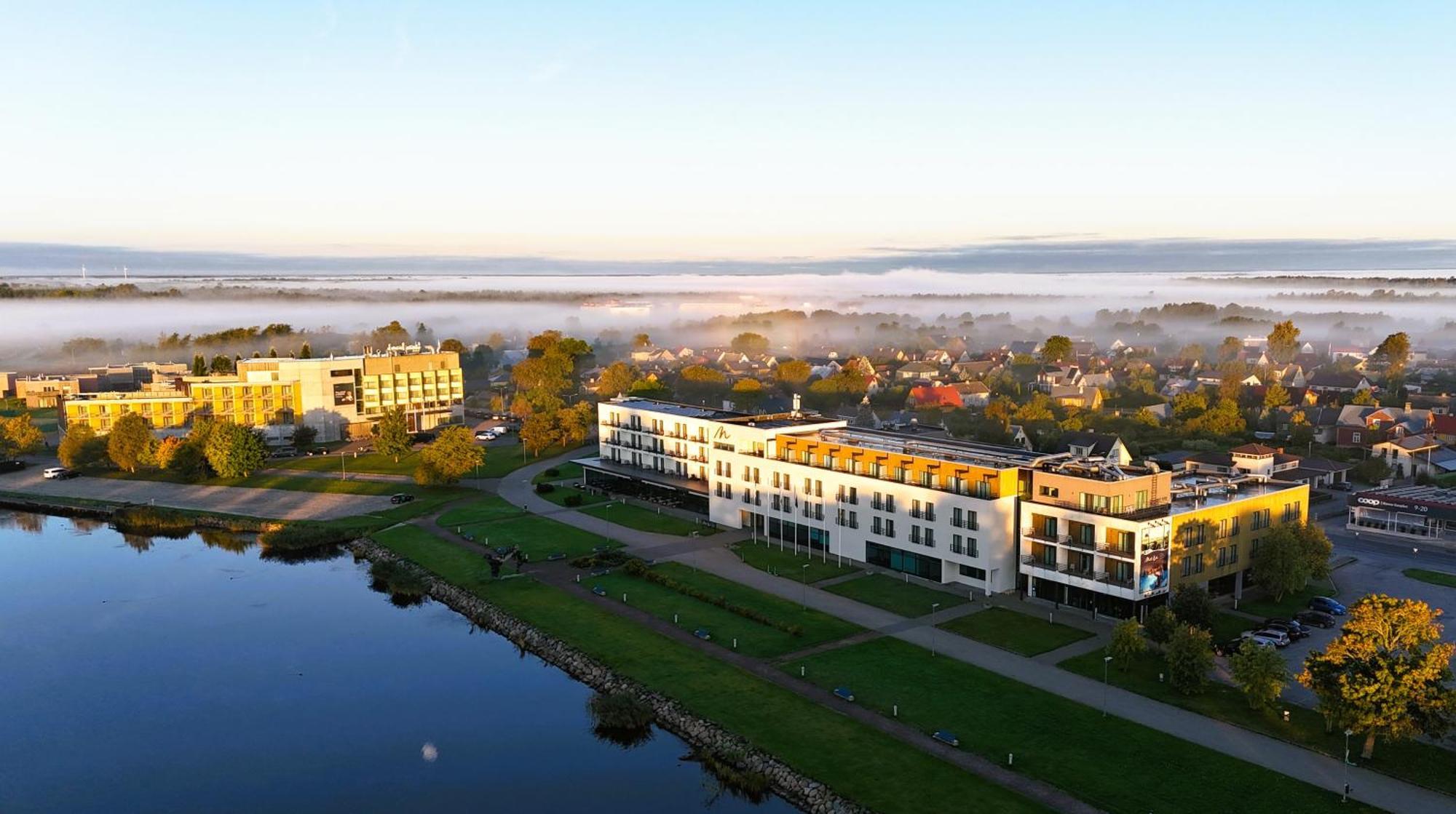 Meri Seaside Hotel & Spa 쿠레사아레 외부 사진